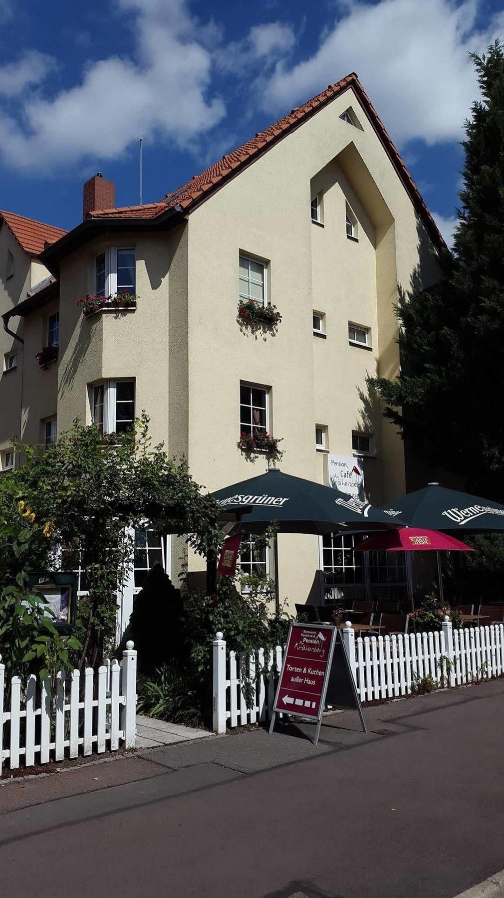 Pension & Cafe Am Kraehenberg Галль Экстерьер фото